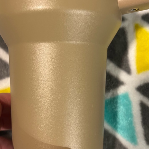 Stanley Beige Travel Mug-40 oz - Picture 6 of 6